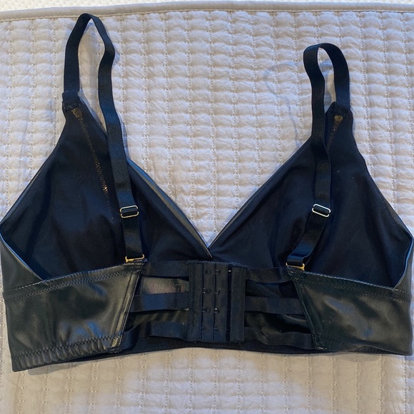 Bralette with zippers - Picture 2 of 5